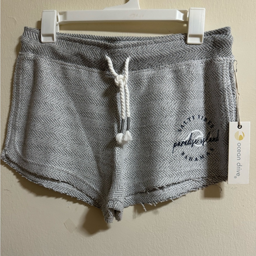 Ocean Drive Gray Athletic Shorts with Elastic Waistband